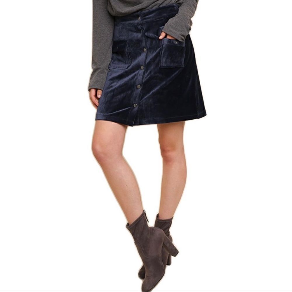 New! Umgee Velvet Corduroy Mini Skirt Sz S